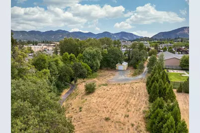 835 Union Avenue, Grants Pass, OR 97527 - Photo 15