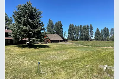 67500 Three Creeks Road, Sisters, OR 97759 - Photo 31