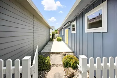 1167 Boulder Ridge Street, Central Point, OR 97502 - Photo 5