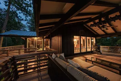 1065 S Shasta Avenue, Eagle Point, OR 97524 - Photo 11