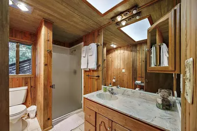 1065 S Shasta Avenue, Eagle Point, OR 97524 - Photo 37