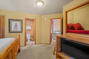 17745 Sarazen Ln, Sunriver, OR 97707 - Photo 33