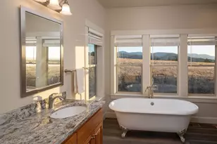 26216 W Bench Rd, John Day, OR 97845 - Photo 15