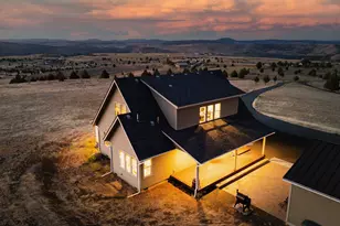 26216 W Bench Rd, John Day, OR 97845 - Photo 3