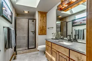 18355 Pinehurst Rd, Bend, OR 97703 - Photo 33