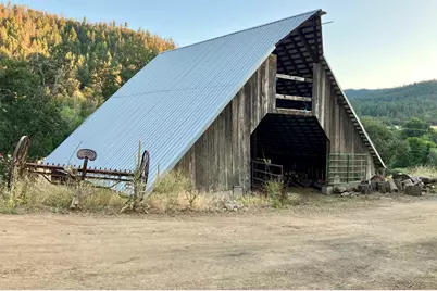 6585 Little Applegate Road, Jacksonville, OR 97530 - Photo 97