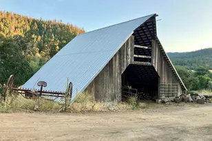 6585 Little Applegate Rd, Jacksonville, OR 97530 - Photo 97