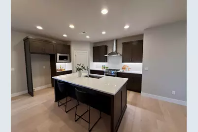 61405 SE Daybreak Court #1, Bend, OR 97702 - Photo 5