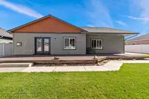 6404 Ventura Dr, Klamath Falls, OR 97603 - Photo 13