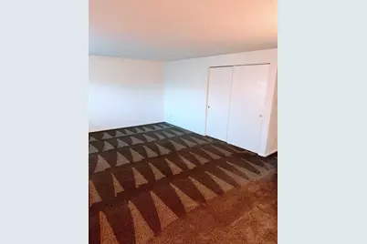 350 Alder Street, Central Point, OR 97502 - Photo 5