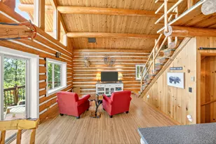 5255 Griffin Ln, Medford, OR 97501 - Photo 11