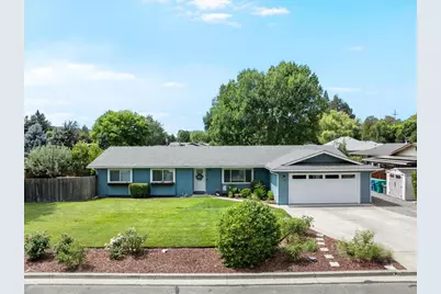 1722 Siebert Way, Grants Pass, OR 97527 - Photo 1