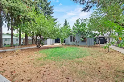 1430 S Oakdale Avenue, Medford, OR 97501 - Photo 29