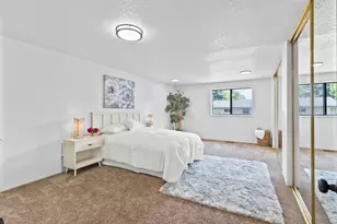 1430 S Oakdale Ave, Medford, OR 97501 - Photo 9