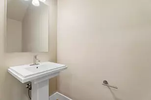 3965 SW Coyote Ave, Redmond, OR 97756 - Photo 5