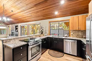 17956 Shadow Ln, Sunriver, OR 97707 - Photo 15