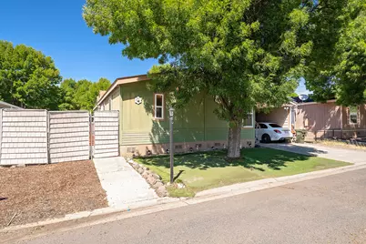 633 E Archwood Drive #89, Eagle Point, OR 97524 - Photo 1