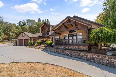 115 Wells Fargo Drive, Jacksonville, OR 97530 - Photo 5