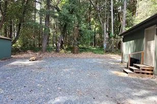 3424 Amber Ln, Grants Pass, OR 97527 - Photo 3