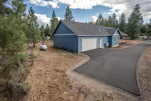 60340 Hiawatha Ln, Bend, OR 97702 - Photo 27