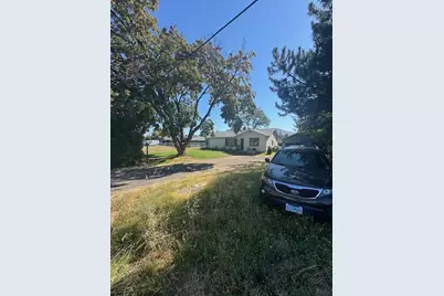 1228 Corona Avenue, Medford, OR 97504 - Photo 3