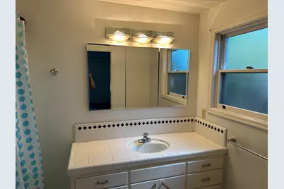 2233 Oakwood Drive, Medford, OR 97504 - Photo 19