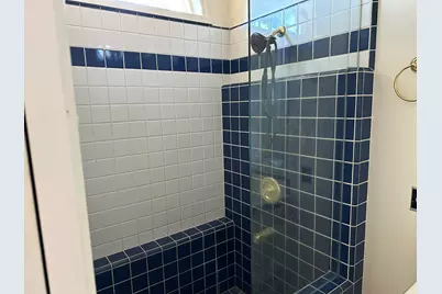 2233 Oakwood Drive, Medford, OR 97504 - Photo 31