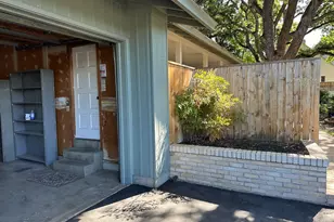 2233 Oakwood Dr, Medford, OR 97504 - Photo 15