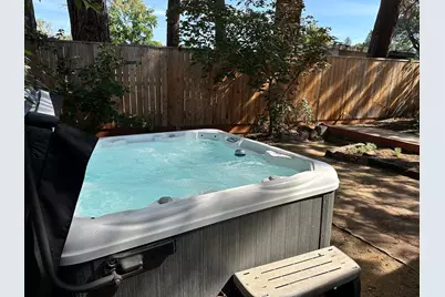 2233 Oakwood Drive, Medford, OR 97504 - Photo 33