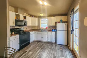 1338 Thompson Creek Rd, Selma, OR 97538 - Photo 37