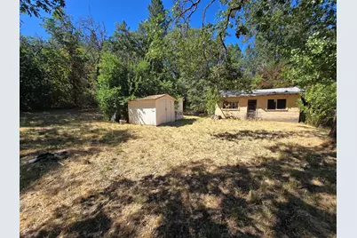 240 Homewood Road, Grants Pass, OR 97527 - Photo 39