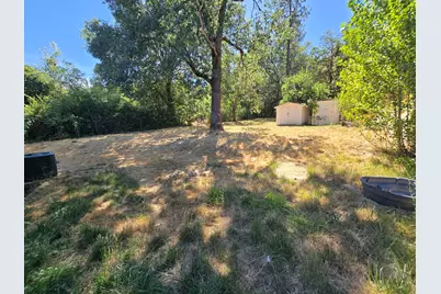 240 Homewood Road, Grants Pass, OR 97527 - Photo 37