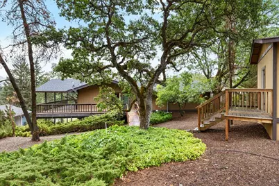 908 Black Oak Drive, Medford, OR 97504 - Photo 25