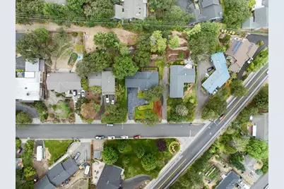 908 Black Oak Drive, Medford, OR 97504 - Photo 33