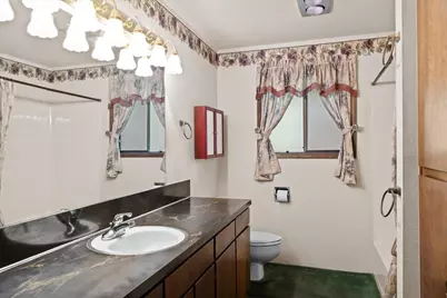 908 Black Oak Drive, Medford, OR 97504 - Photo 17