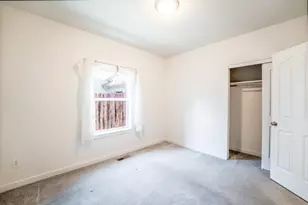 3015 NW 19th St, Redmond, OR 97756 - Photo 13