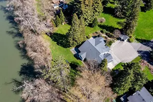 8550 Rogue River Hwy, Grants Pass, OR 97527 - Photo 9