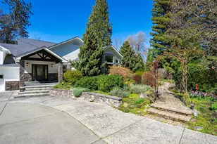 8550 Rogue River Hwy, Grants Pass, OR 97527 - Photo 13