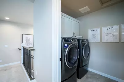 154 Valemont Drive #10, Eagle Point, OR 97524 - Photo 35