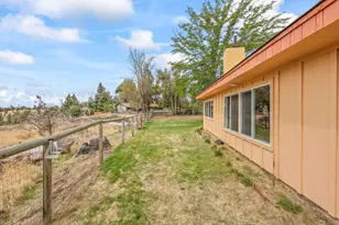 825 NW 3rd St, Madras, OR 97741 - Photo 35