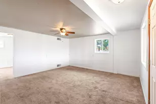 825 NW 3rd St, Madras, OR 97741 - Photo 13