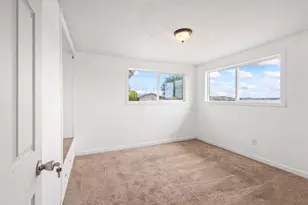 825 NW 3rd St, Madras, OR 97741 - Photo 23