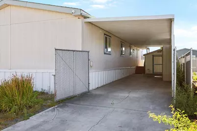 2552 Thorn Oak Drive #24, Medford, OR 97501 - Photo 3