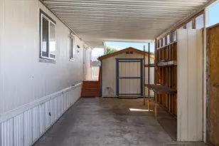 2552 Thorn Oak Dr, Medford, OR 97501 - Photo 5