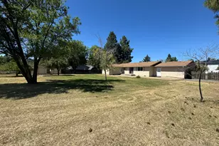 5511 Mason Ln, Klamath Falls, OR 97601 - Photo 9