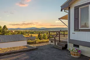 250 Burns St, Klamath Falls, OR 97603 - Photo 11