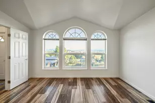 250 Burns St, Klamath Falls, OR 97603 - Photo 15