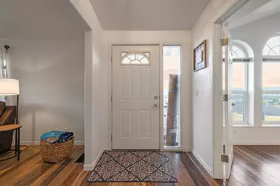 250 Burns Street, Klamath Falls, OR 97603 - Photo 3