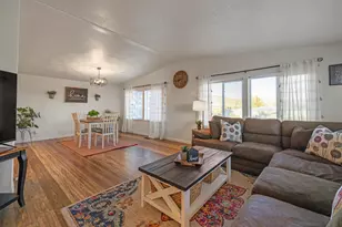 250 Burns St, Klamath Falls, OR 97603 - Photo 21