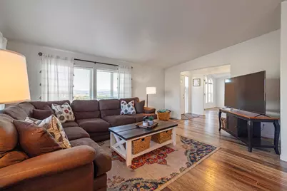 250 Burns Street, Klamath Falls, OR 97603 - Photo 23